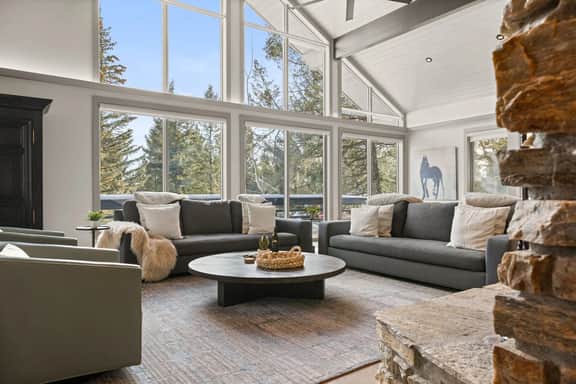 Sublette Ridge Ski Lodge - Image 3